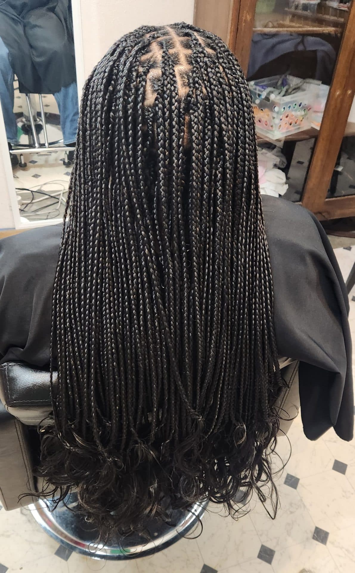 Knotless box braids
